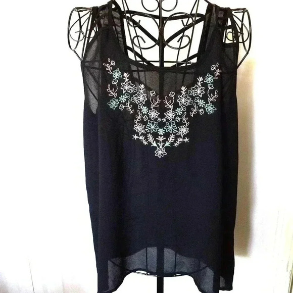 Mine Tank Top Size Medium Embroidered Ladder Back - Picture 1 of 6